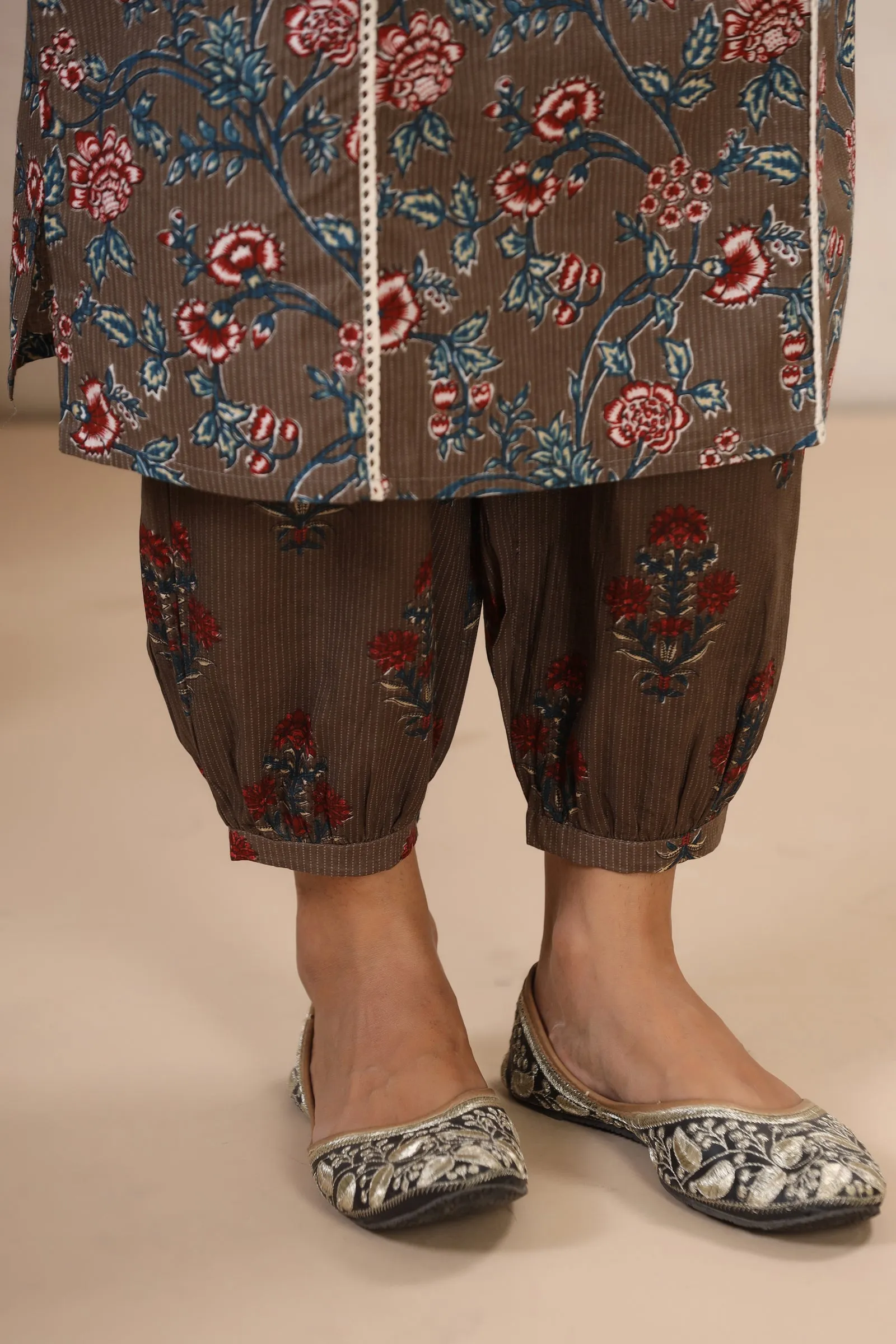 Faiza Bulbul Areena Cotton Kurta And Pant Set
