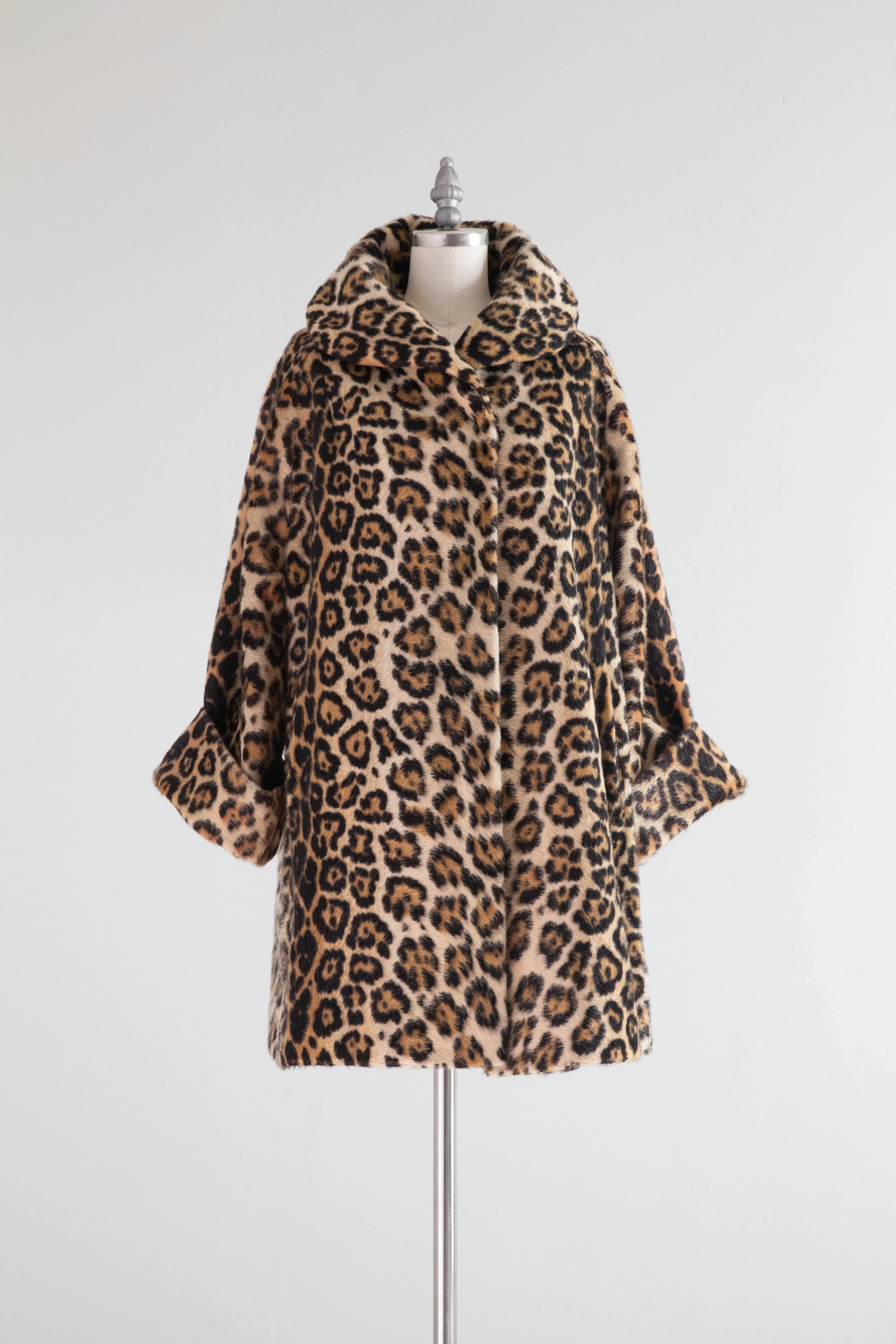 Glamorous and Iconic 1960's Leopard Print Swing Coat / Medium