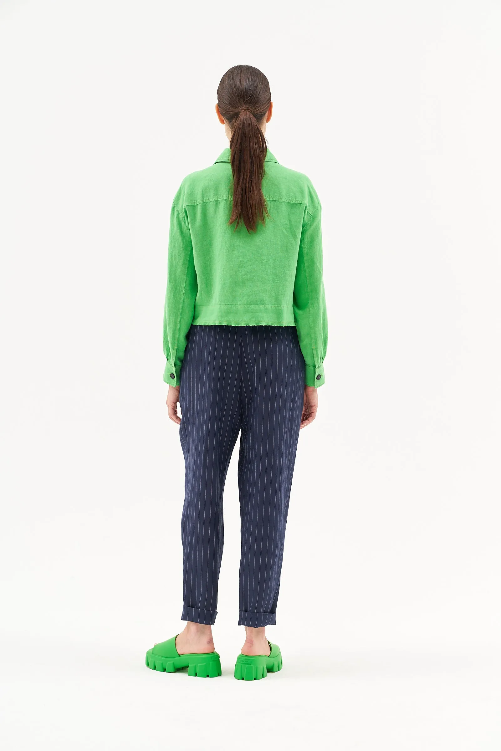 LINEN RICH TRAPERED ANKLE GLAZER TROUSERS IN NAVY